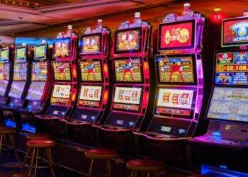 Multiplayer Options in Online Slot Games: A New Era of Competitive Gaming