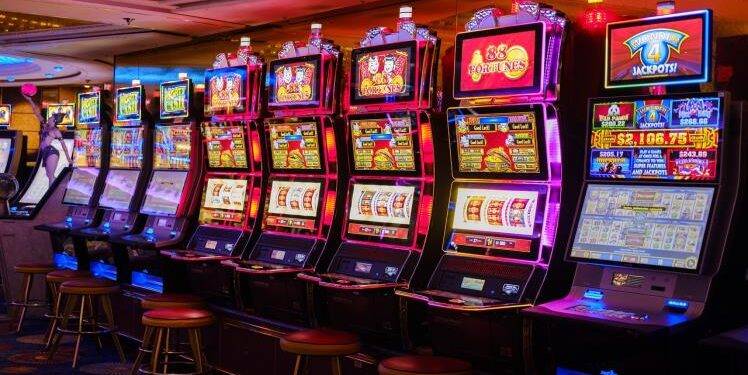 Multiplayer Options in Online Slot Games: A New Era of Competitive Gaming