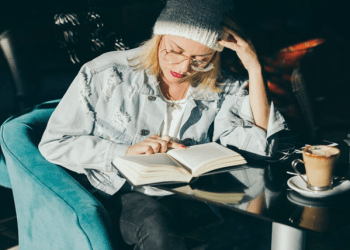 The Art of Capturing Memories: A Guide to Writing Your Life Story